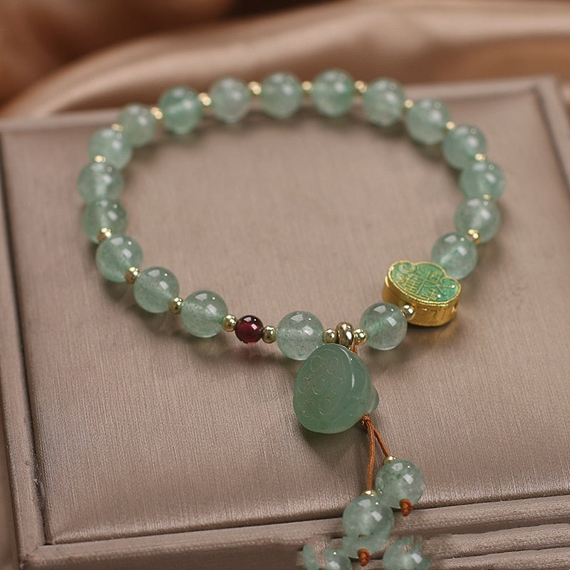 Natural Green Strawberry Quartz Bracelet Female Good Luck Lotus