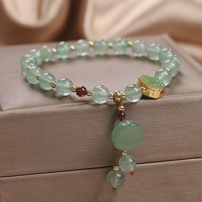 Natural Green Strawberry Quartz Bracelet Female Good Luck Lotus